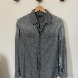 Banana Republic Men's gray button down shirt